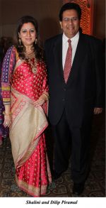 Shalini and Dilip Piramal at The wedding reception of Gayatri and Arjun Hitkari hosted by Debbie and Arun Hitkari in Taj, Colaba, Mumbai on 20th Jan 2013.jpg